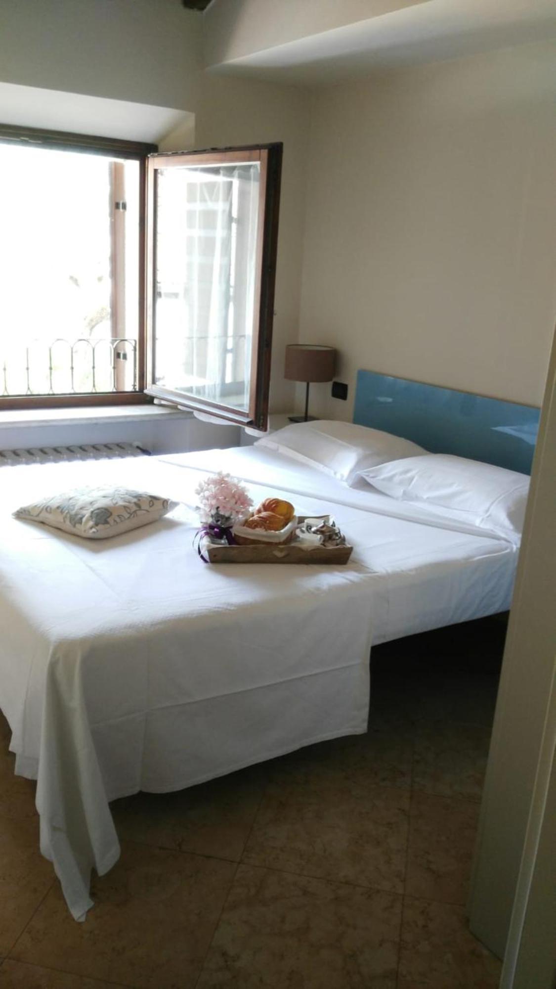 Corte San Luca Apartments Bardolino Rum bild